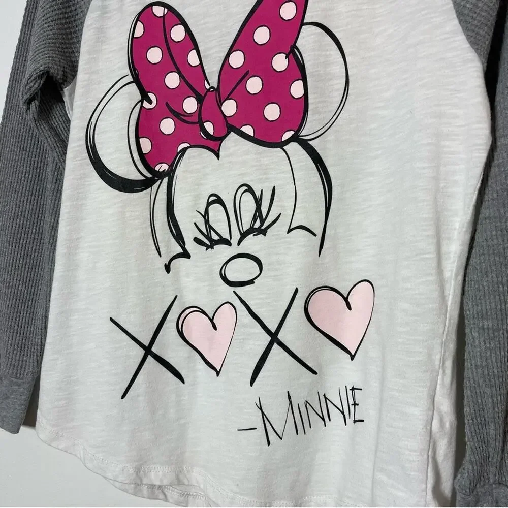 Disney, Minnie Mouse Henley Sleep Shirt. Size XS. In excellent condition! - Picture 6 of 6